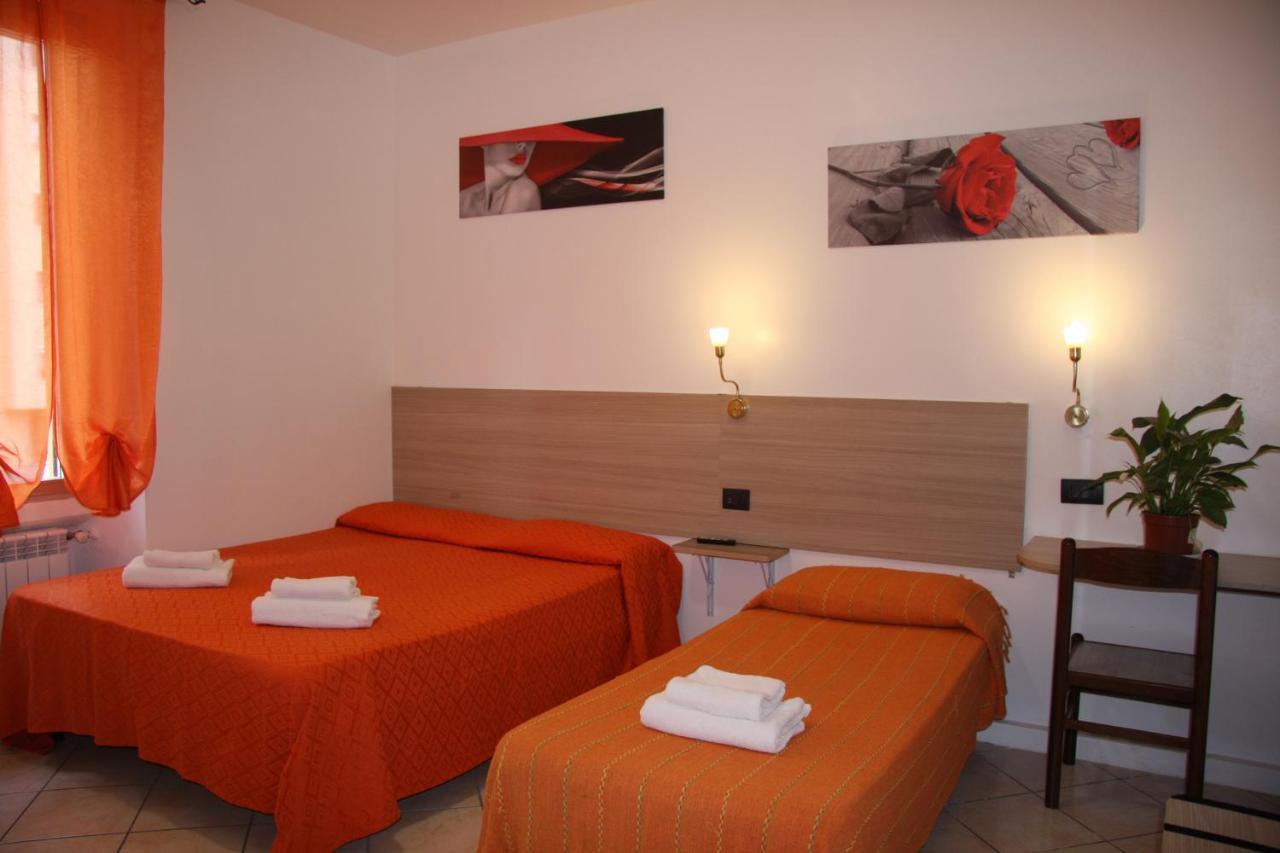 Hotel Adelchi Milan Exterior photo