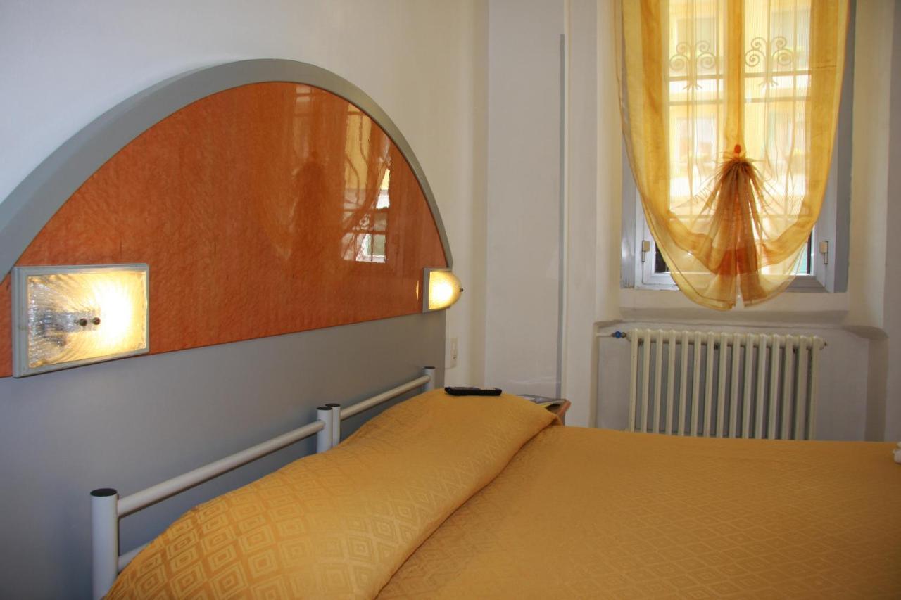 Hotel Adelchi Milan Exterior photo